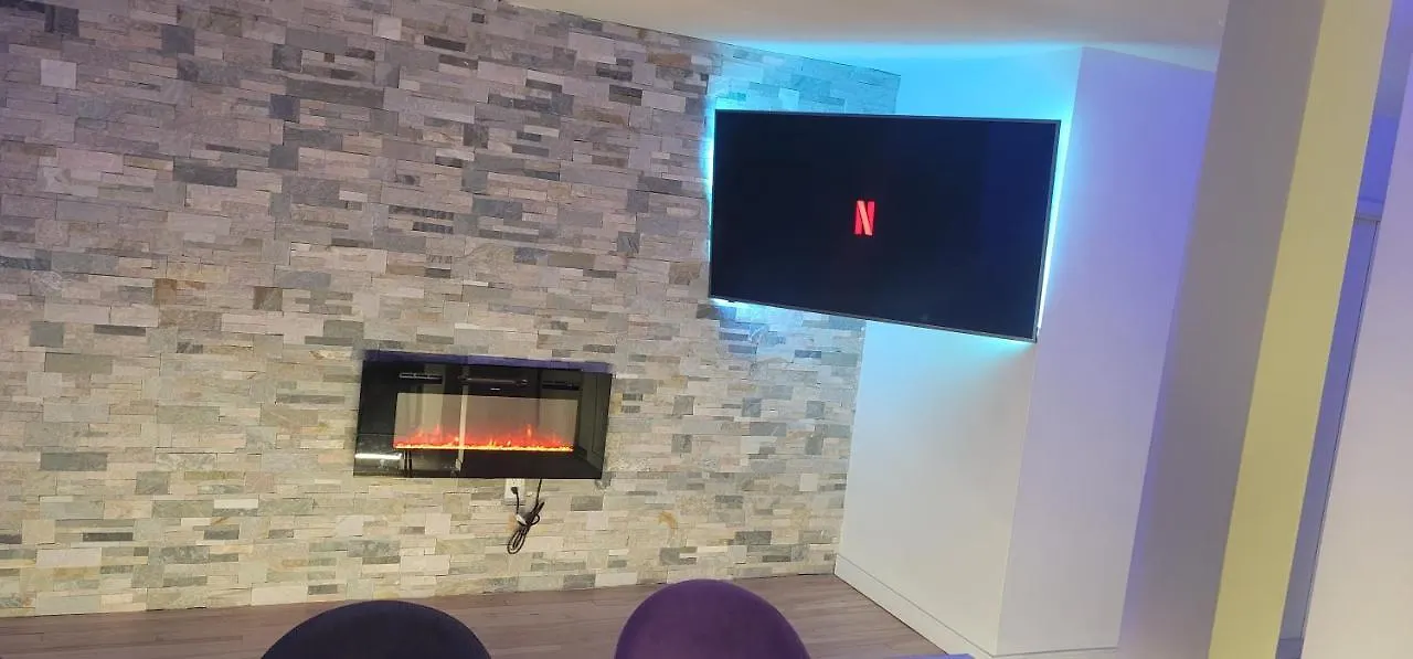 Luxurious 2 Bedrooms Apartment With Spa In Montreal 0*,  Canada